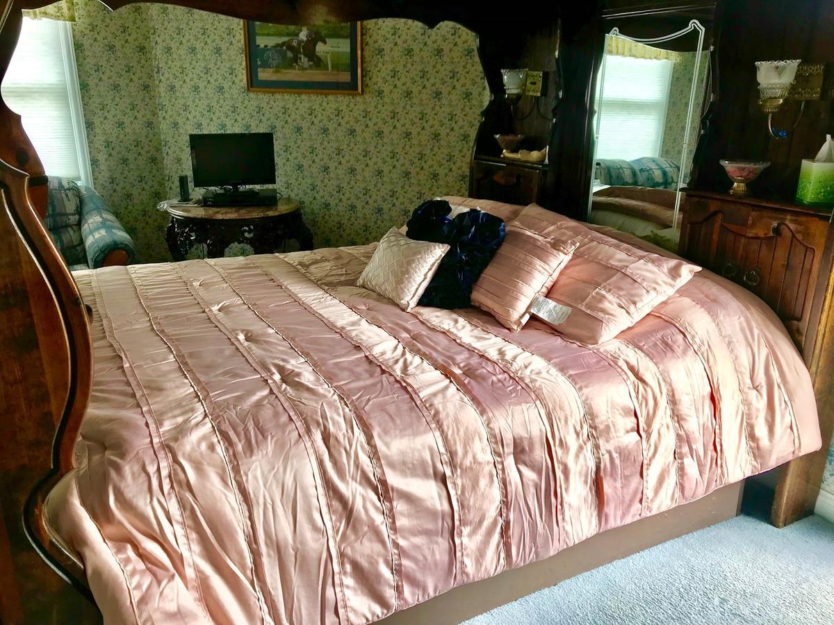 Rabbit Creek Bed & Breakfast 베르사유 외부 사진