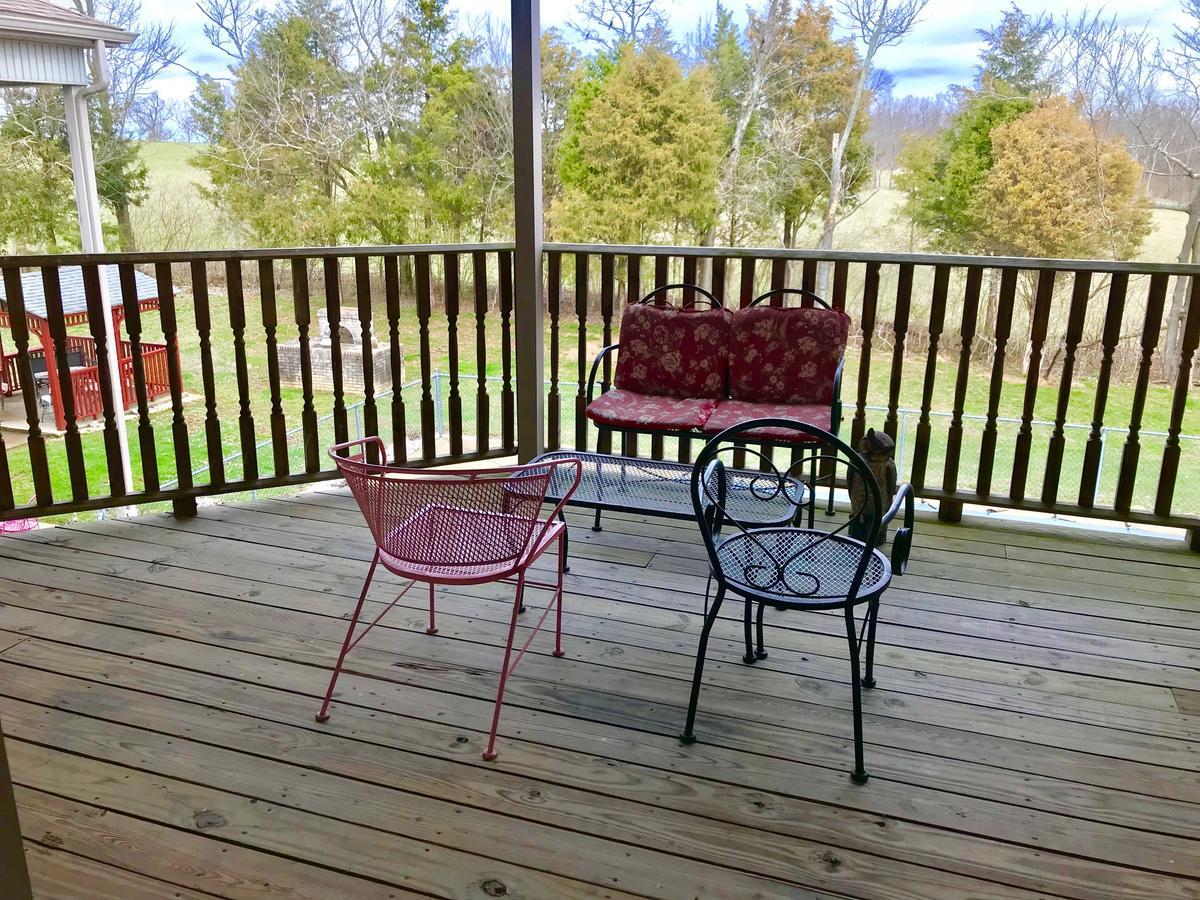 Rabbit Creek Bed & Breakfast 베르사유 외부 사진