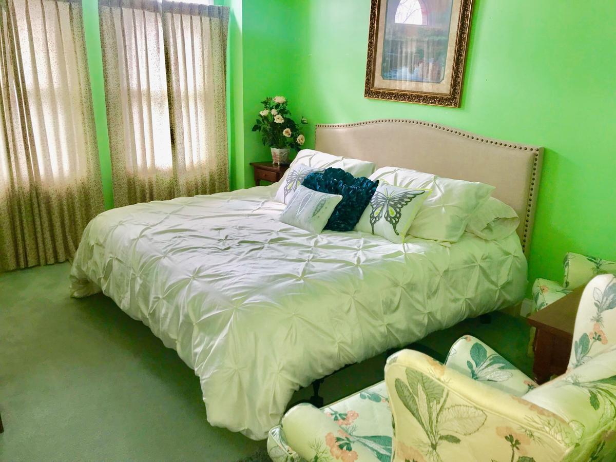 Rabbit Creek Bed & Breakfast 베르사유 외부 사진